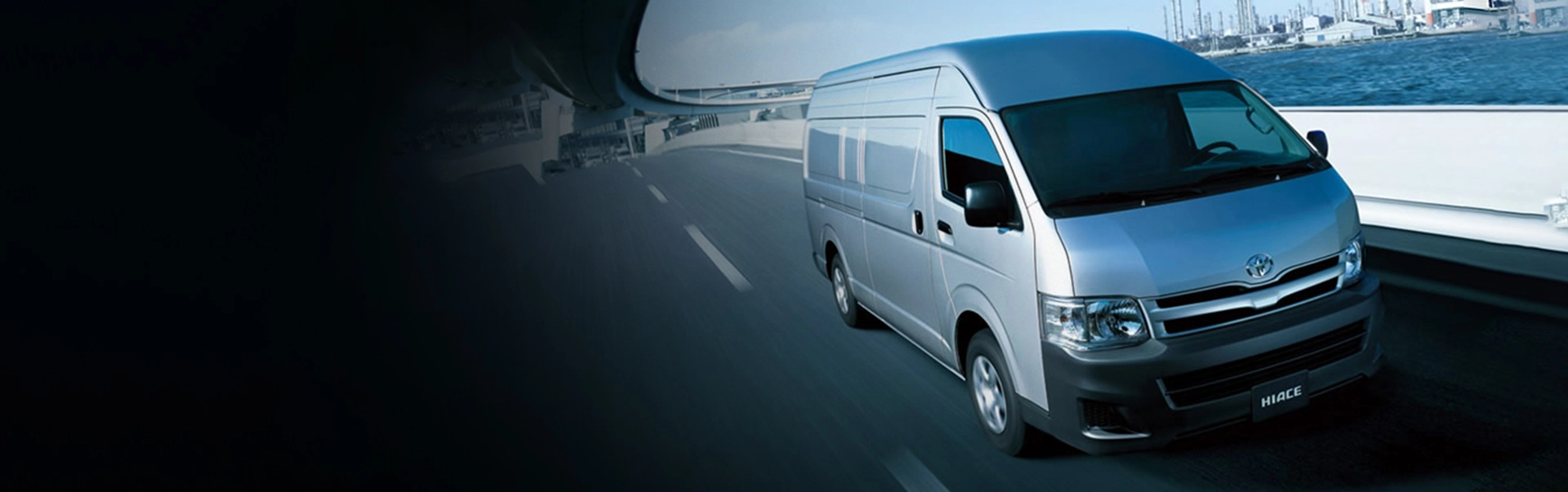  TOYOTA HIACE