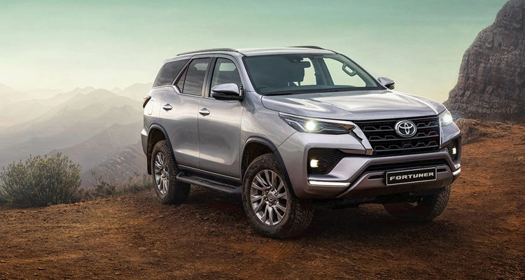 TOYOTA FORTUNER